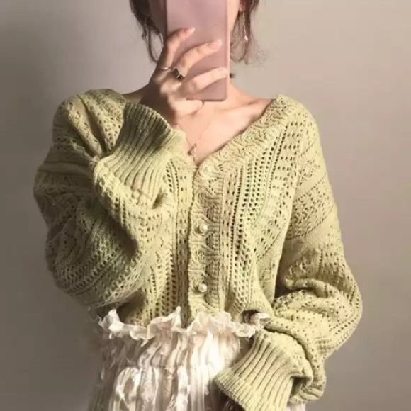 NEW Button down sweater ruffle sleeves M/L green - Picture 10 of 10